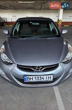 Седан Hyundai Elantra 2013 в Одессе