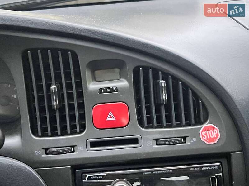 Седан Hyundai Elantra 2010 в Киеве