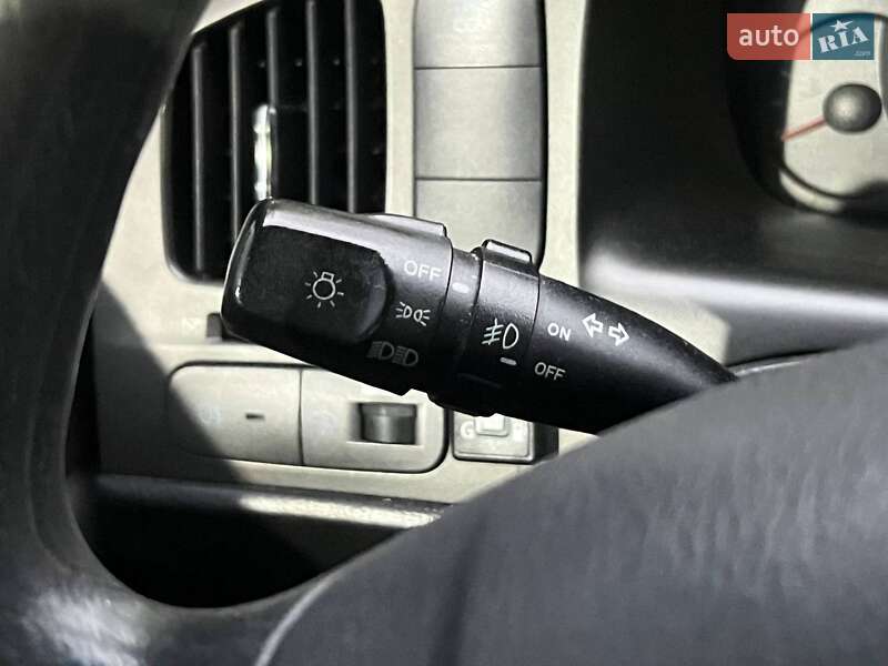 Седан Hyundai Elantra 2010 в Киеве