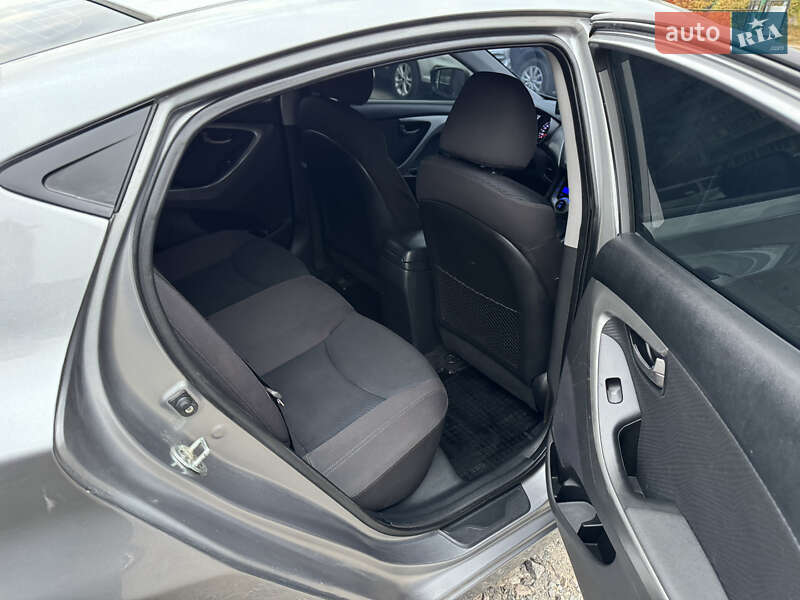 Седан Hyundai Elantra 2012 в Полтаве фото 17 Седан Hyundai Elantra 2012 в Полтаве