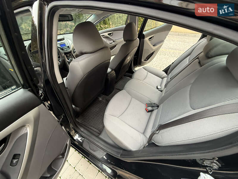 Седан Hyundai Elantra 2013 в Одессе фото 53 Седан Hyundai Elantra 2013 в Одессе