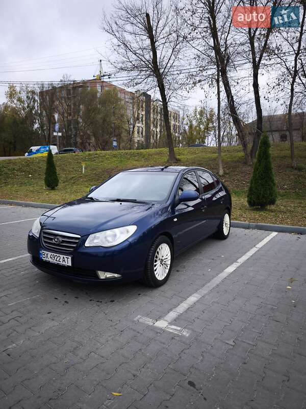 Седан Hyundai Elantra 2008 в Хмельницком