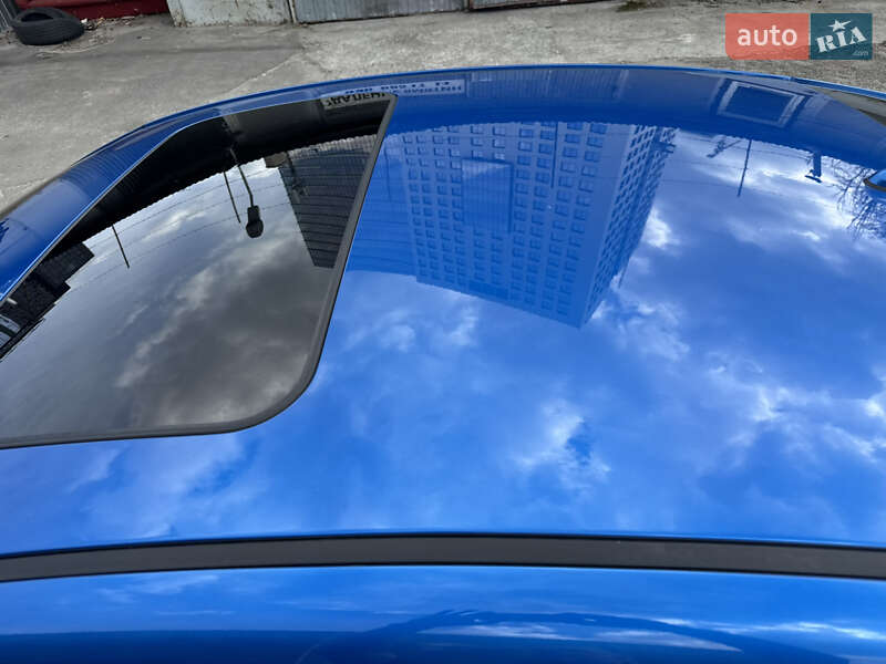 Седан Hyundai Elantra 2017 в Киеве