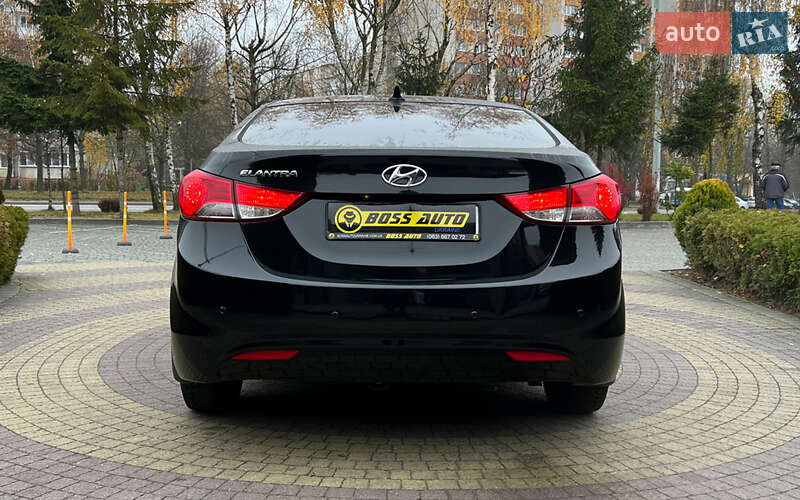 Седан Hyundai Elantra 2013 в Львове фото 6 Седан Hyundai Elantra 2013 в Львове