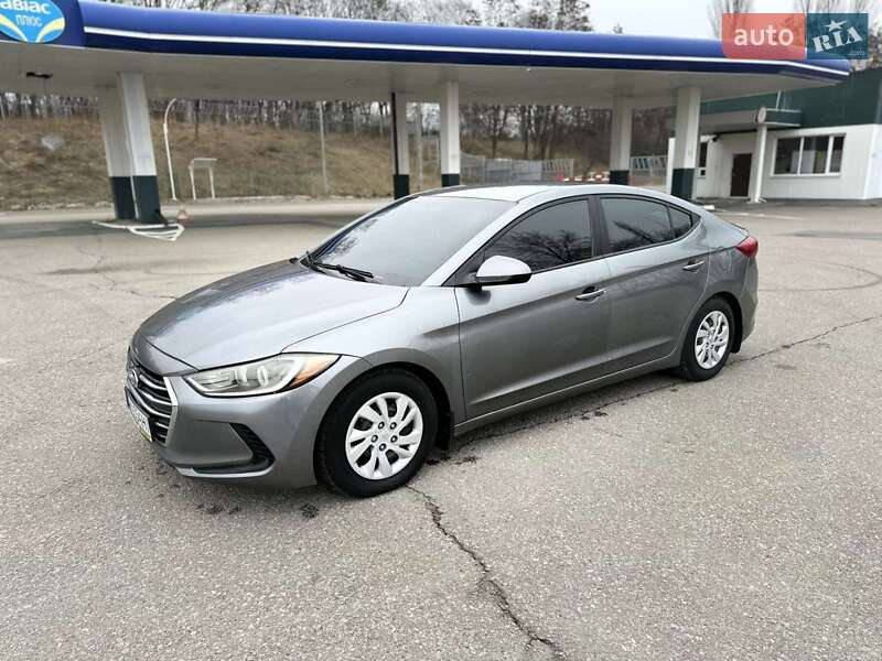 Седан Hyundai Elantra 2018 в Житомирі
