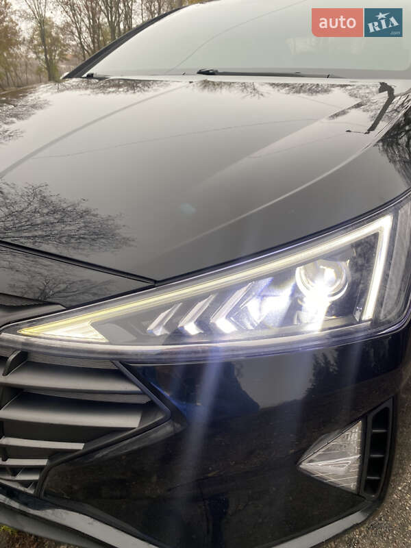 Седан Hyundai Elantra 2020 в Харькове