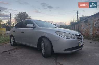 Седан Hyundai Elantra 2011 в Павлограді