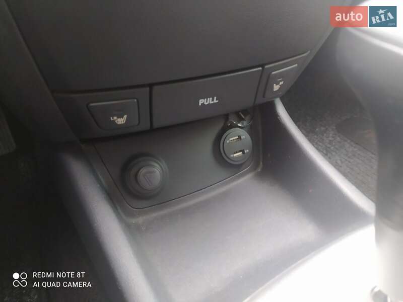 Седан Hyundai Elantra 2008 в Днепре