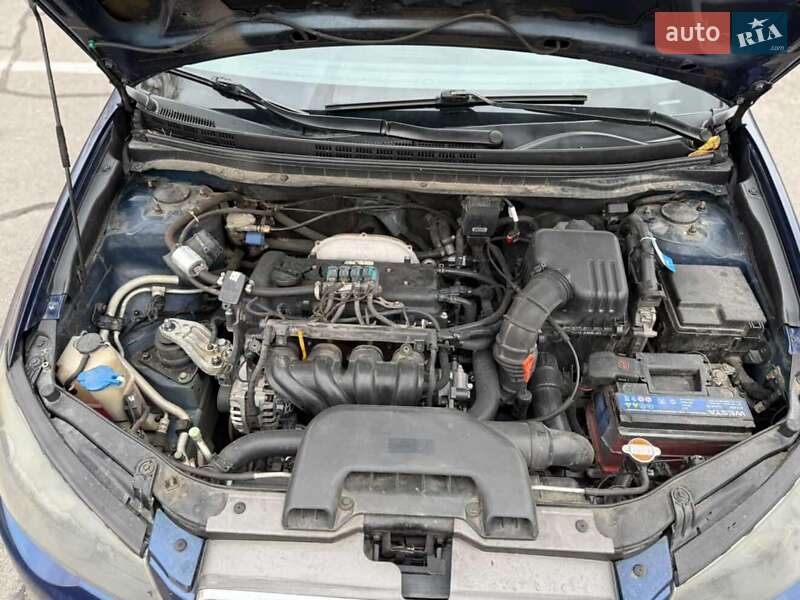 Седан Hyundai Elantra 2008 в Дніпрі