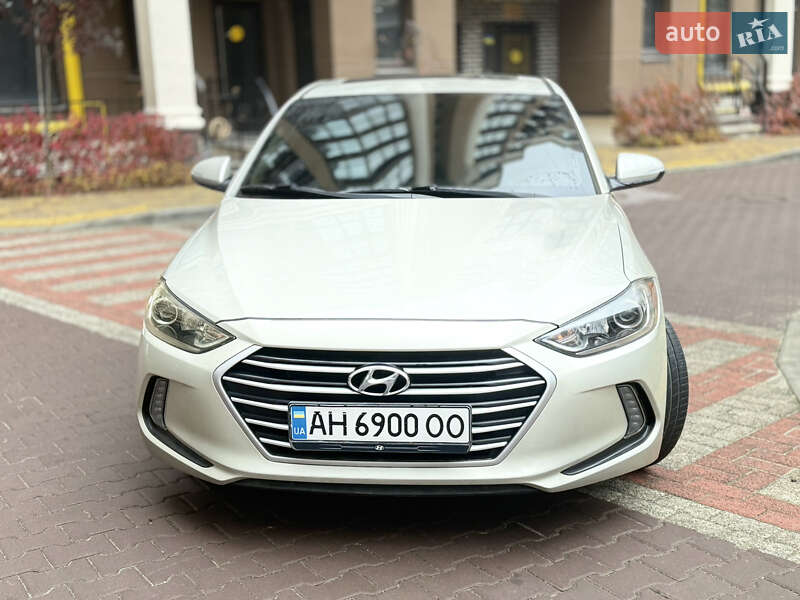Седан Hyundai Elantra 2016 в Києві фото 2 Седан Hyundai Elantra 2016 в Києві