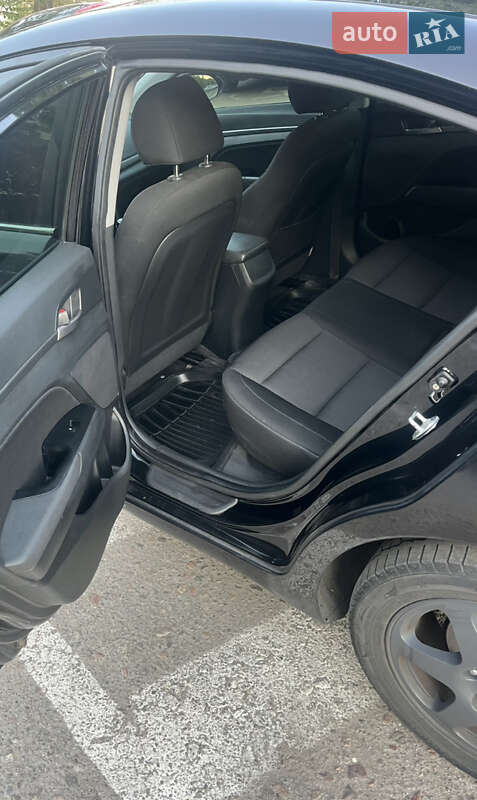 Седан Hyundai Elantra 2017 в Одессе