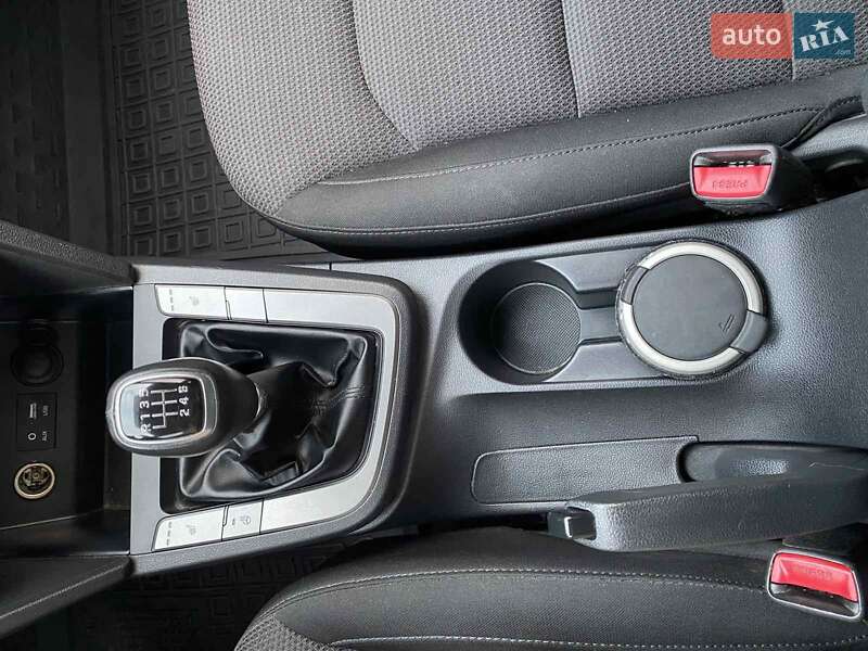 Седан Hyundai Elantra 2019 в Миколаєві