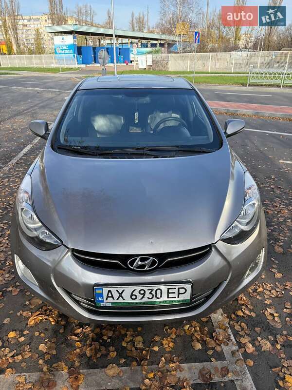 Седан Hyundai Elantra 2012 в Киеве фото 3 Седан Hyundai Elantra 2012 в Киеве