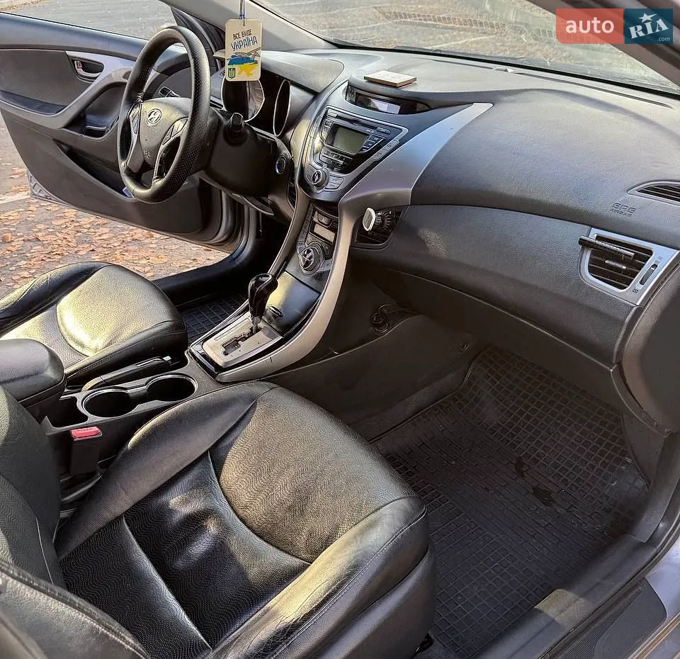 2012 Hyundai Elantra - мініатюра 14