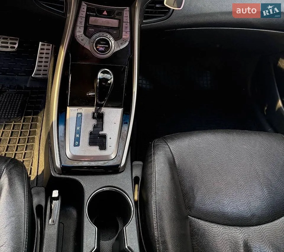 2012 Hyundai Elantra - мініатюра 20