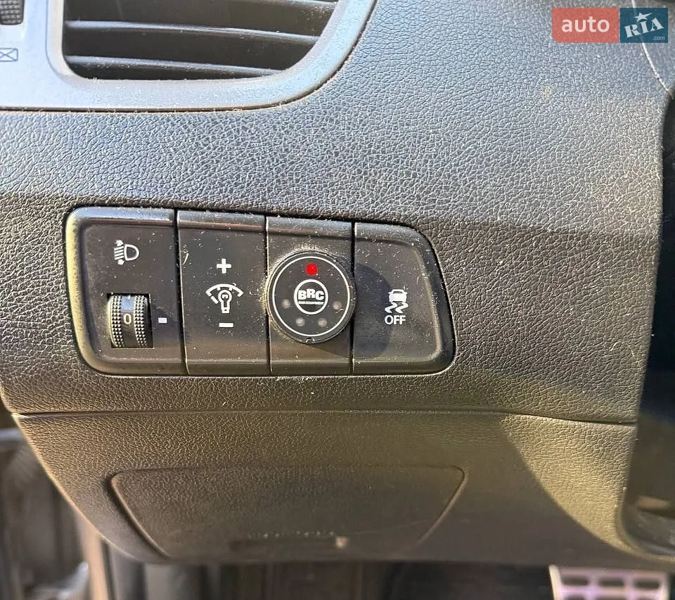 2012 Hyundai Elantra - мініатюра 24