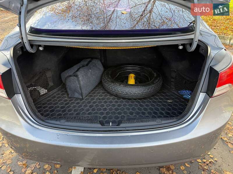 Седан Hyundai Elantra 2012 в Киеве фото 19 Седан Hyundai Elantra 2012 в Киеве