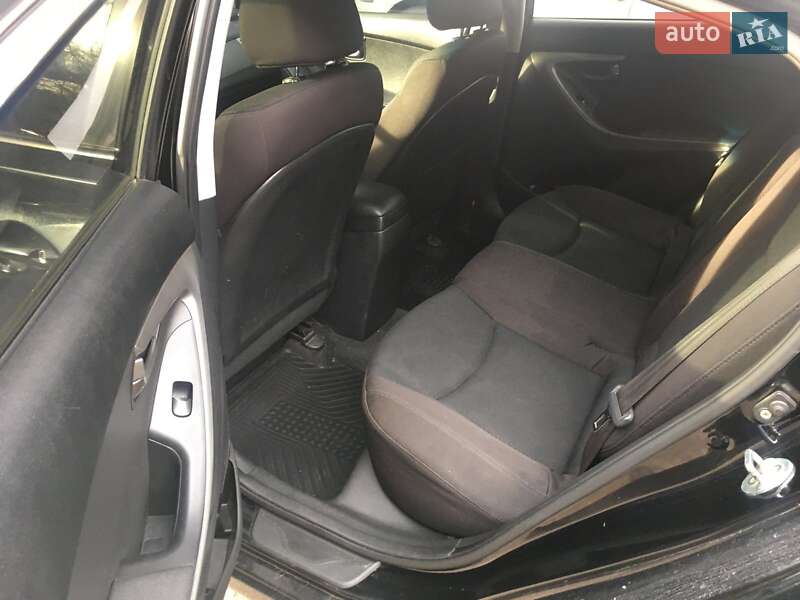 Седан Hyundai Elantra 2013 в Киеве фото 7 Седан Hyundai Elantra 2013 в Киеве