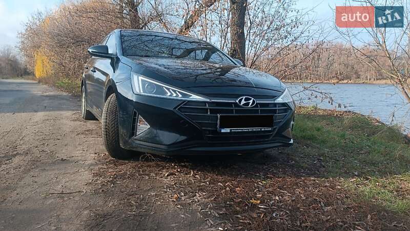 Седан Hyundai Elantra 2020 в Харькове фото Седан Hyundai Elantra 2020 в Харькове