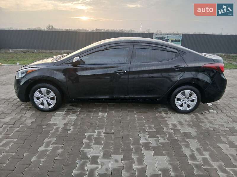 Седан Hyundai Elantra 2015 в Кагарлыке