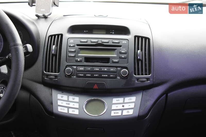 Седан Hyundai Elantra 2008 в Киеве фото 10 Седан Hyundai Elantra 2008 в Киеве