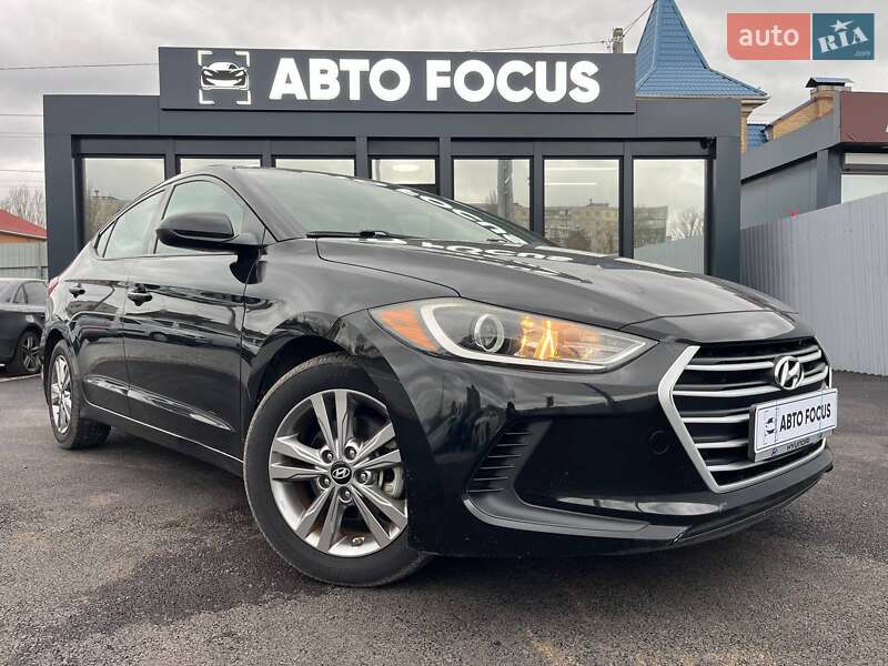 Седан Hyundai Elantra 2017 в Киеве