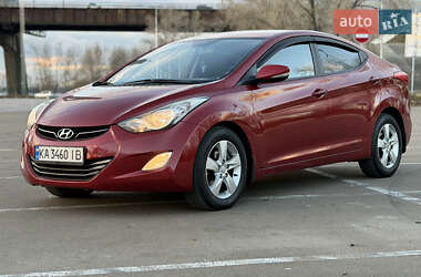 Седан Hyundai Elantra 2012 в Києві