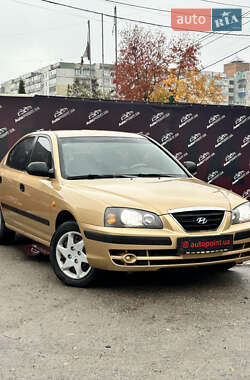 Седан Hyundai Elantra 2004 в Сумах