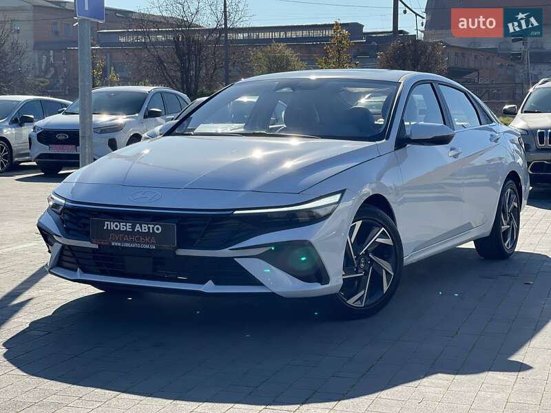 Hyundai Elantra 2025