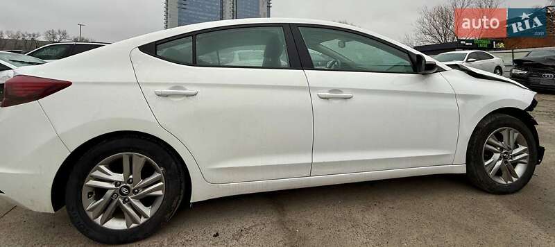 Седан Hyundai Elantra 2020 в Киеве фото 13 Седан Hyundai Elantra 2020 в Киеве