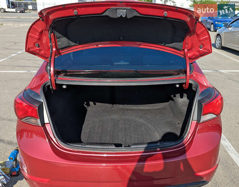 Седан Hyundai Elantra 2014 в Киеве фото 22 Седан Hyundai Elantra 2014 в Киеве