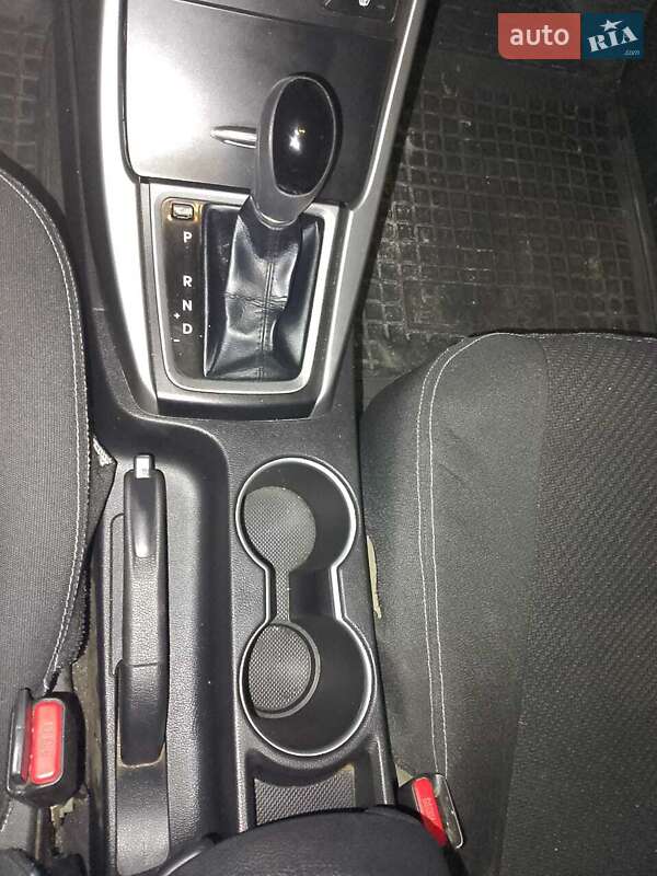 Седан Hyundai Elantra 2014 в Великой Александровке