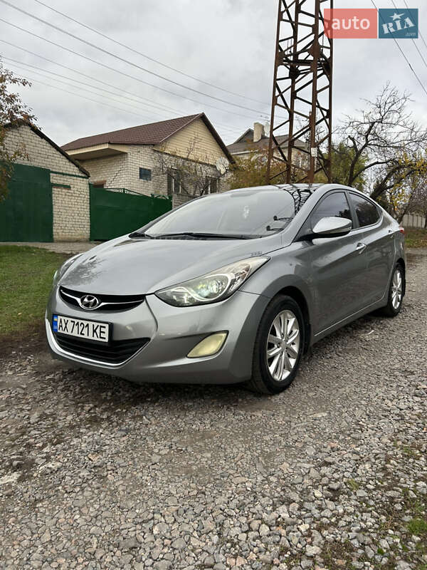 Hyundai Elantra 2013 Hyundai Elantra 2013