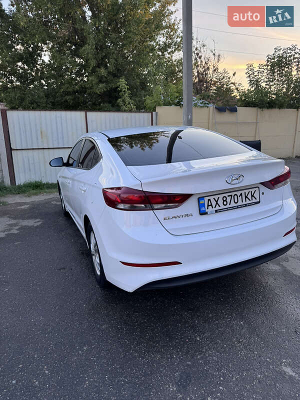 Седан Hyundai Elantra 2016 в Харькове фото 5 Седан Hyundai Elantra 2016 в Харькове