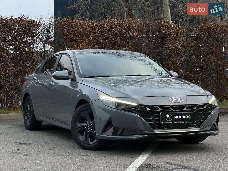 Седан Hyundai Elantra 2022 в Киеве