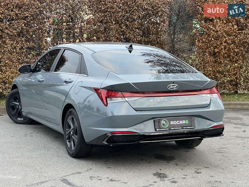 Седан Hyundai Elantra 2022 в Киеве