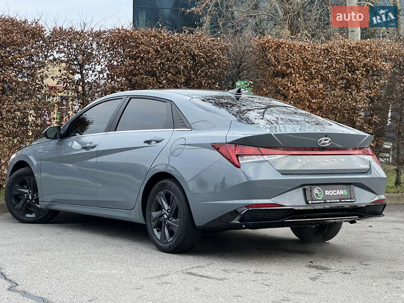 Седан Hyundai Elantra 2022 в Киеве