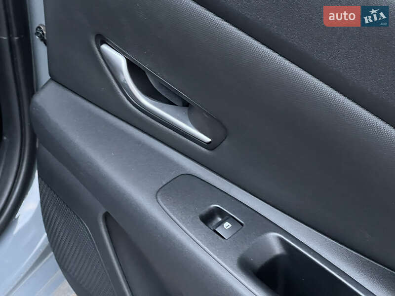 Седан Hyundai Elantra 2022 в Киеве