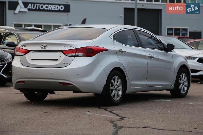 Седан Hyundai Elantra 2012 в Киеве фото 7 Седан Hyundai Elantra 2012 в Киеве