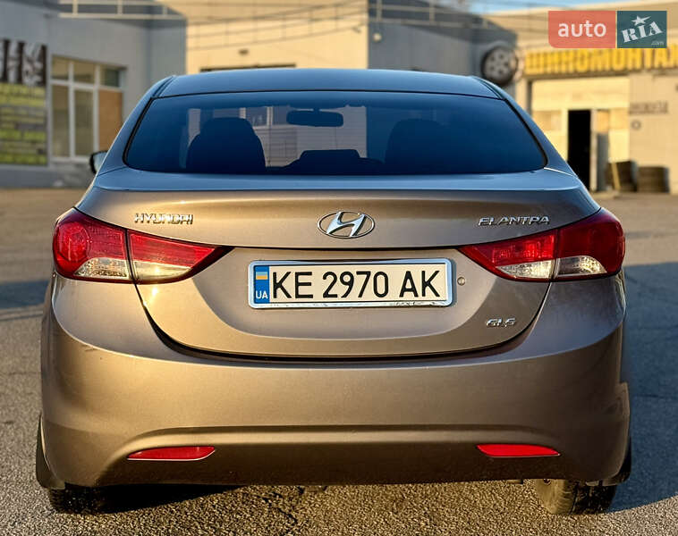 Седан Hyundai Elantra 2011 в Запорожье фото 6 Седан Hyundai Elantra 2011 в Запорожье