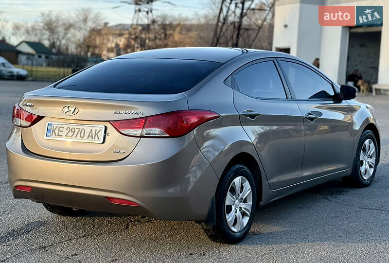 Седан Hyundai Elantra 2011 в Запорожье фото 9 Седан Hyundai Elantra 2011 в Запорожье