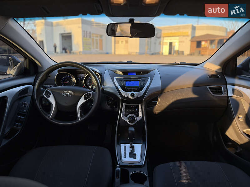 Седан Hyundai Elantra 2011 в Запорожье фото 13 Седан Hyundai Elantra 2011 в Запорожье