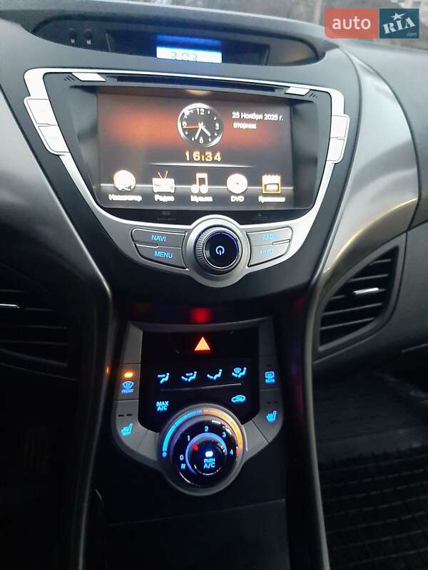 Седан Hyundai Elantra 2012 в Хмельницькому