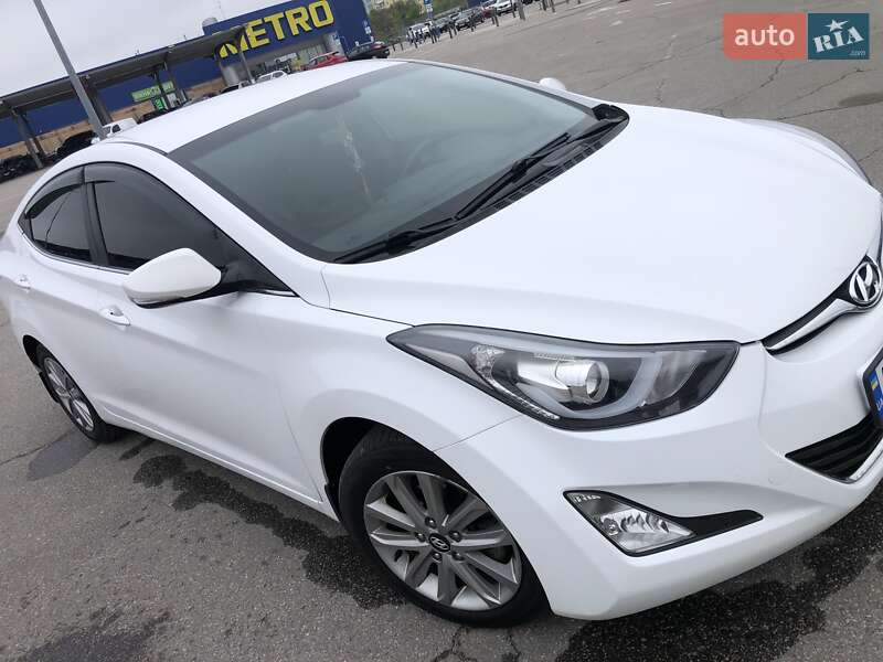 Hyundai Elantra 2014
