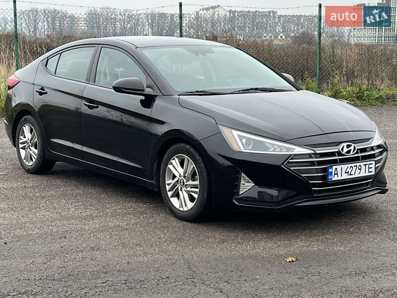 Hyundai Elantra 2019