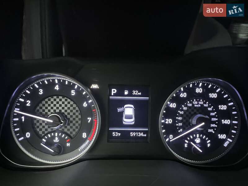 Седан Hyundai Elantra 2019 в Києві