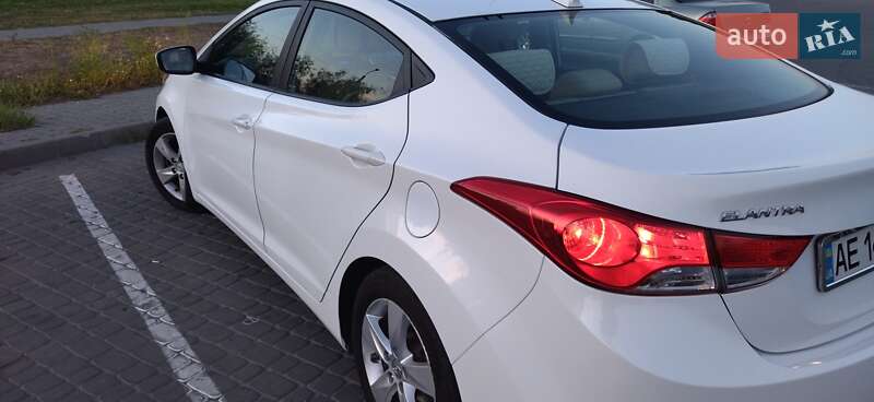 Седан Hyundai Elantra 2013 в Дніпрі фото 29 Седан Hyundai Elantra 2013 в Дніпрі