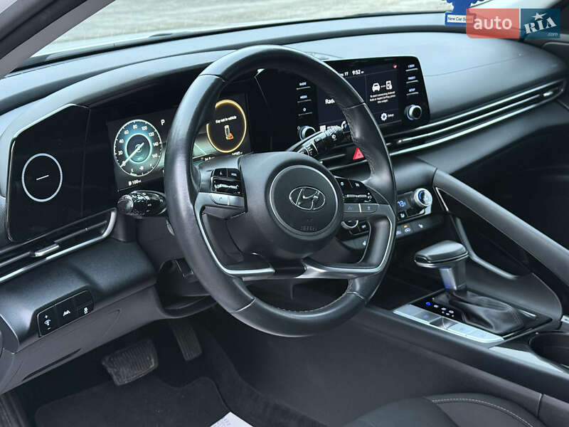 Седан Hyundai Elantra 2021 в Тараще