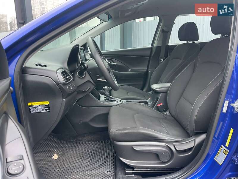 Хетчбек Hyundai Elantra 2019 в Києві
