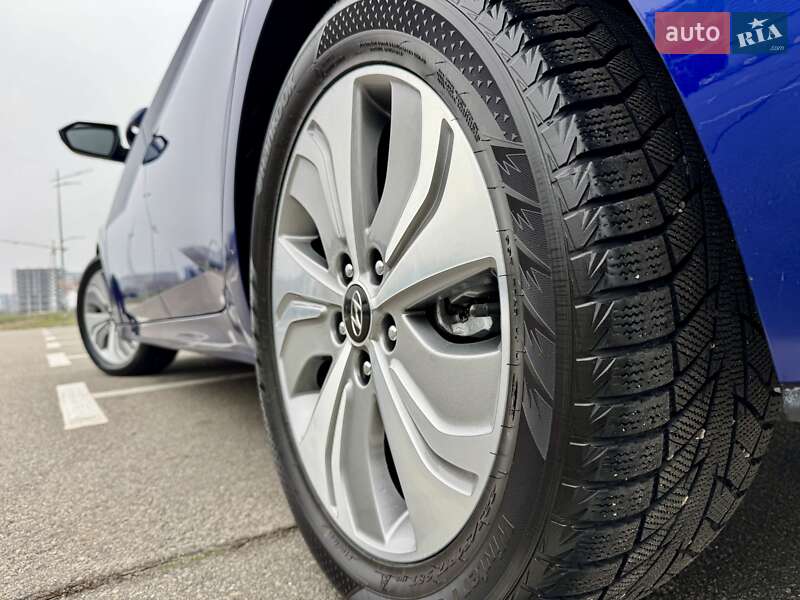 Седан Hyundai Elantra 2021 в Киеве фото 8 Седан Hyundai Elantra 2021 в Киеве